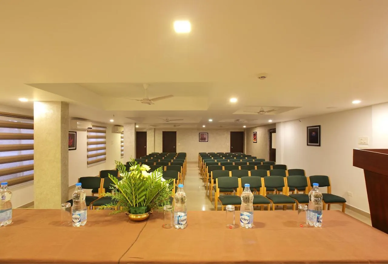 Hotel Park Residency Kuttiyadi Kuttyadi